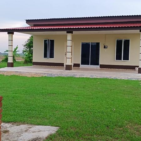 Heal Inn Roomstay- Islamic Guest Kangar Extérieur photo